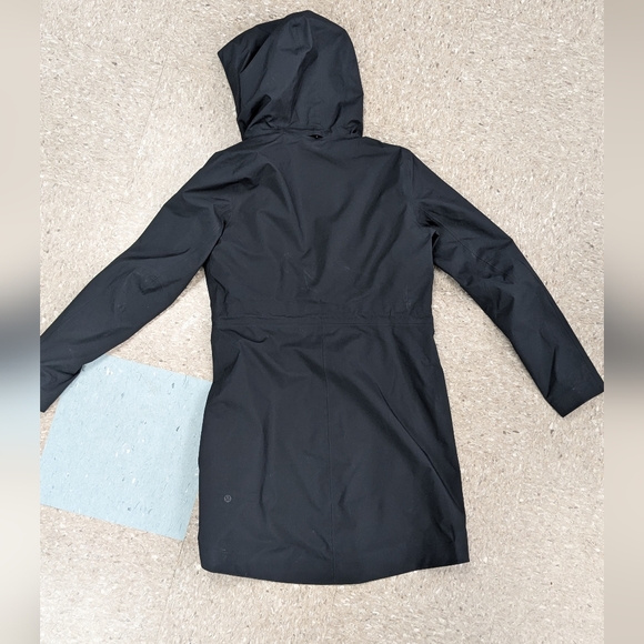 Lululemon Rain rebel insulated jacket - Picture 6 of 13